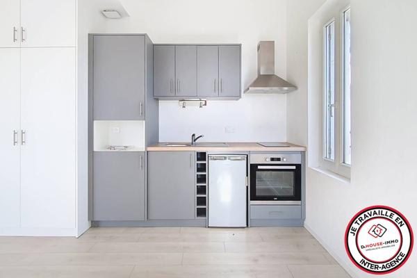 Immeuble à vendre 7 pièces de 200 m²