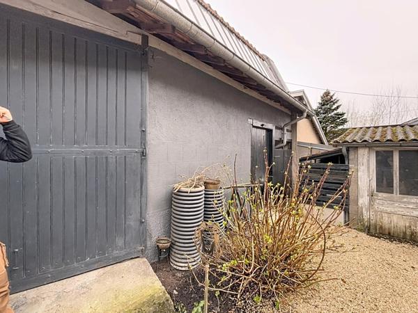 Maison, 199m2, 10 pièces 2, chambres, SPA, et dependances