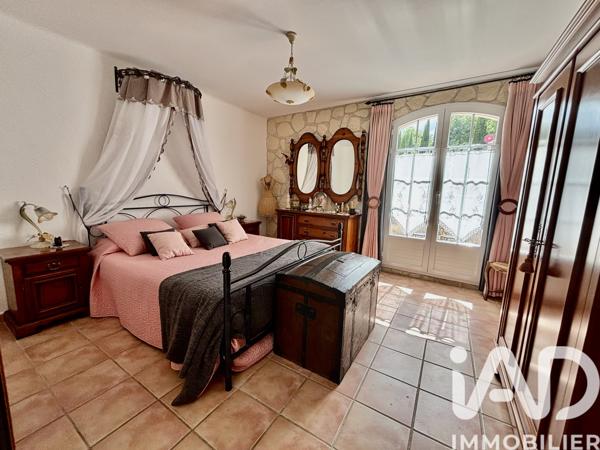 Maison à vendre 6 pièces 184 m² Rochefort-du-Gard