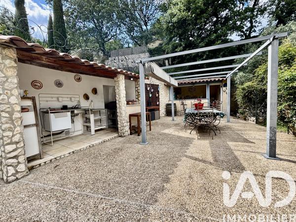 Maison à vendre 6 pièces 184 m² Rochefort-du-Gard