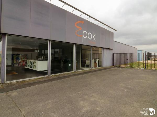 Locaux commerciaux - Vendu - 420 m² - BOURGES | The Door Man