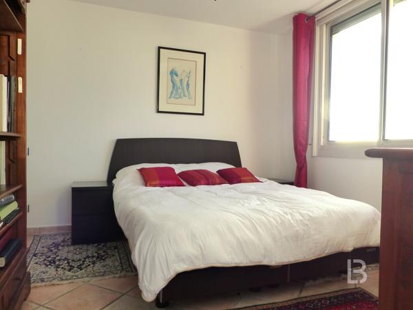 TOULON – Appartement avec vues mer, cave et parking