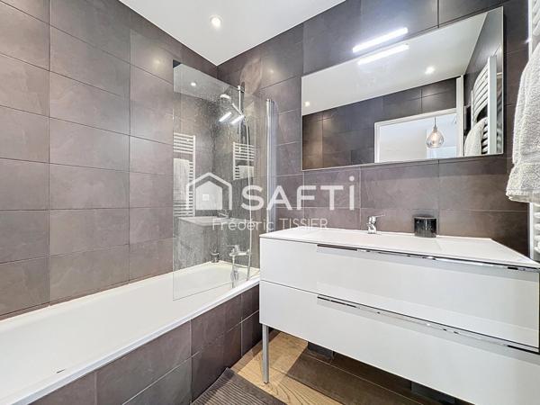 La Roquette-S/S : Villa individuelle, domaine avec piscine