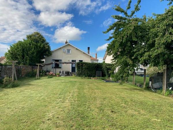 Maison à vendre |  Mézières-sur-Issoire |  6 pièces | 104 m²