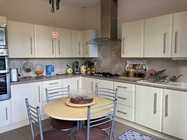 Maison à vendre |  Mézières-sur-Issoire |  6 pièces | 104 m²