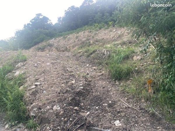 Sainte-Anne : terrain à bâtir de 600m² de 600m² à vendre Sainte-Anne (97227)