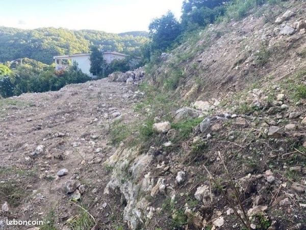 Sainte-Anne : terrain à bâtir de 600m² de 600m² à vendre Sainte-Anne (97227)