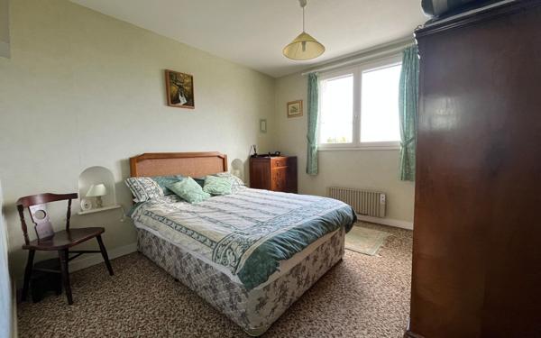 Maison à vendre    5 pièces • 162 m2 Kergloff