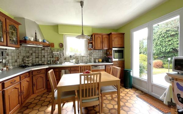 Maison à vendre    5 pièces • 162 m2 Kergloff