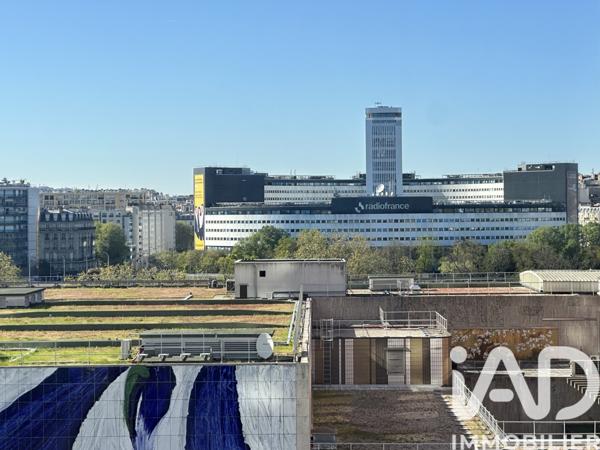 Location appartement 4 pièces 84 m² Paris 15