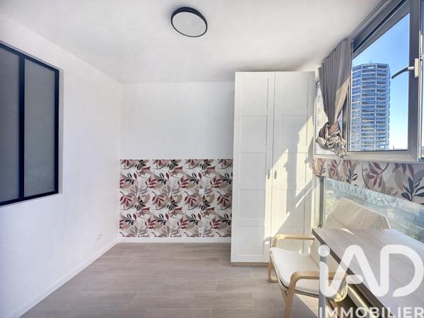 Location appartement 4 pièces 84 m² Paris 15