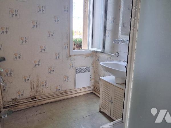 Maison sur sous-sol 67m², Aubigny-Sur-Nère