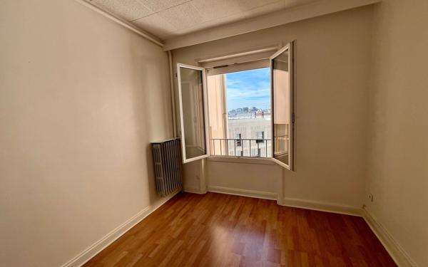 Appartement à vendre    2 pièces • 39 m2 Lyon 7