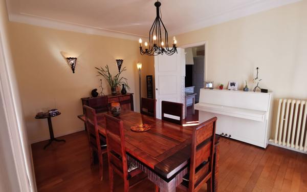 Maison à vendre    6 pièces • 248 m2 Idron