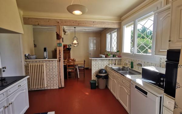 Maison à vendre    6 pièces • 248 m2 Idron