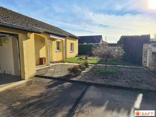 Sous offre d'achat acceptée ** Maison individuelle de plain-pied avec 3 chambres à Thaon-les-Vosges
