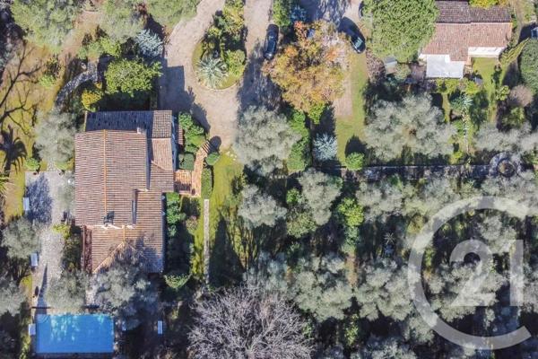 Maison à vendre  7 pièces - 337 m2 MOUGINS - 06
