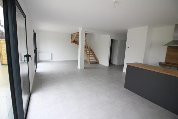 Maison 5 pièces – 109 m² environ à Orgères (ref : G175482)