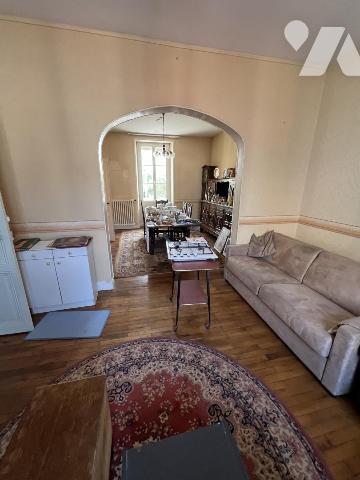 Maison d'habitation + garage