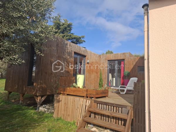 Maison traditionnelle de 1 260 m²