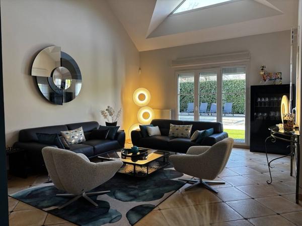 Maison à vendre 9 pièces de 187 m²