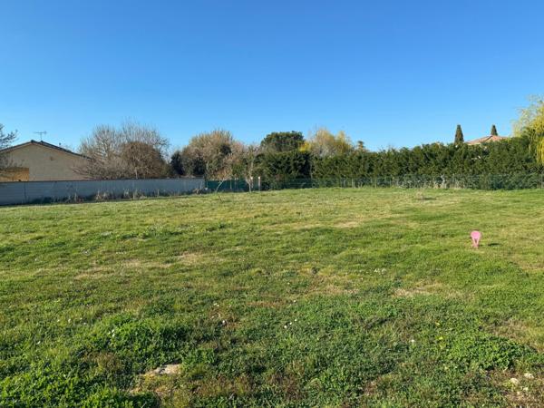 : ? Terrain 890 m² + PTZ : votre maison, votre avenir !