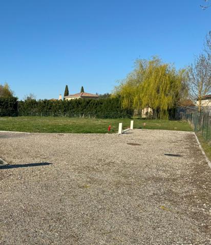 : ? Terrain 890 m² + PTZ : votre maison, votre avenir !