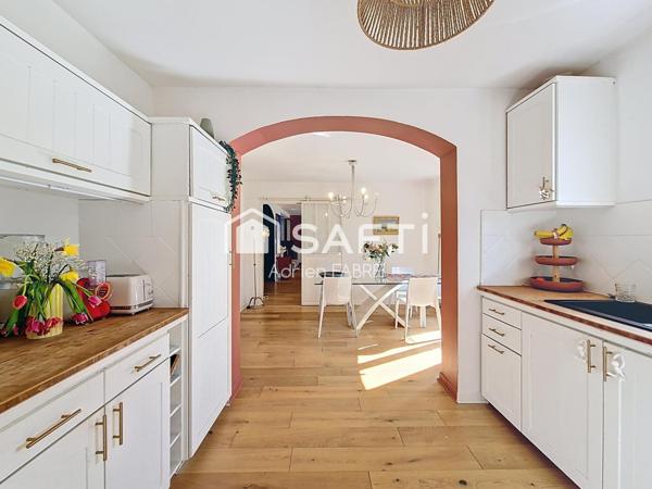 Villa moderne de 225 m² avec piscine de 12mx5m ,un pool housse de 25m² et dépendances à seulement 20 minutes de Toulouse