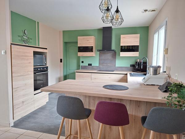 Maison famililale avec piscine intérieure