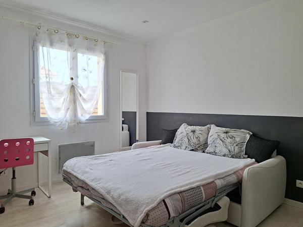 Maison famililale avec piscine intérieure