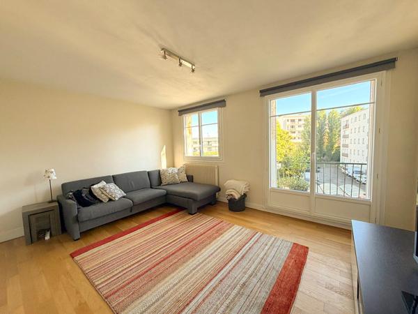 Appartement 5 pièces 154.28 m2