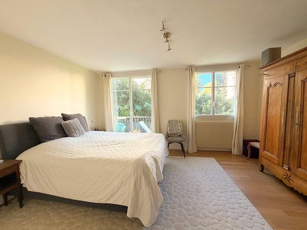 Appartement 5 pièces 154.28 m2