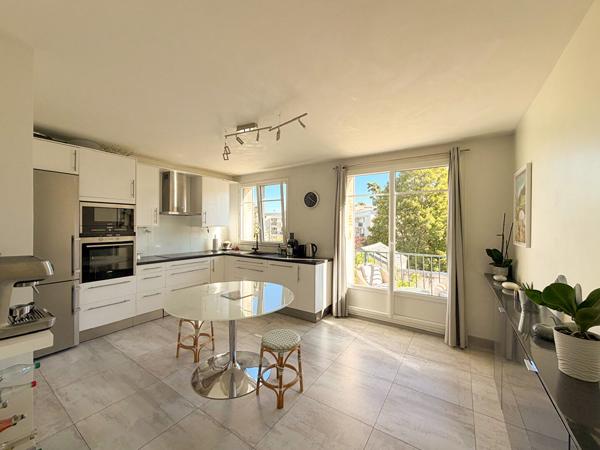 Appartement 5 pièces 154.28 m2