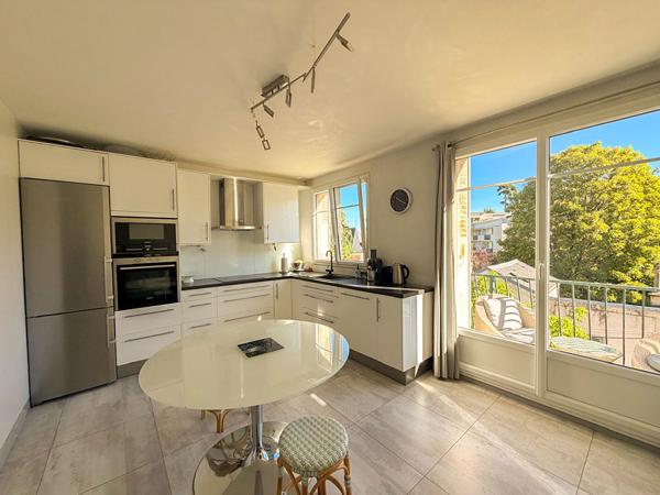 Appartement 5 pièces 154.28 m2