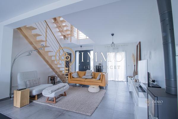 Maison moderne 7 pièces 178m²