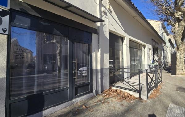 Vente Local commercial Murs commerciaux Ales   