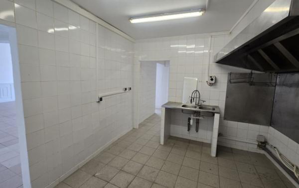 Vente Local commercial Murs commerciaux Ales   