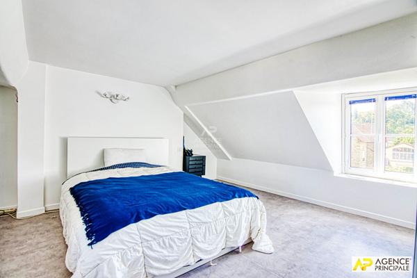 Versailles Saint-Louis Maison 9 pièces 280 m² habitables sur parcelle de 400 m² 2 380 000 € **  - Référence  28349