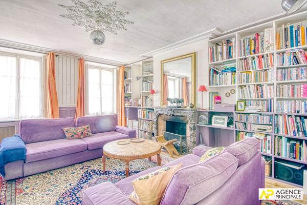 Versailles Saint-Louis Maison 9 pièces 280 m² habitables sur parcelle de 400 m² 2 380 000 € **  - Référence  28349