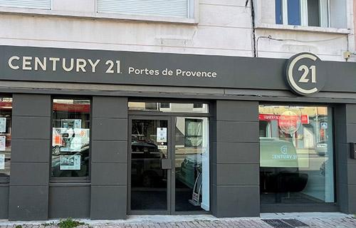 Maison à vendre  4 pièces - 104,43 m 2   MONTELIMAR  - 26