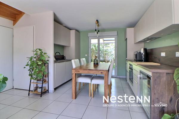 Maison Cité Berliet Saint Priest 3 pièces 65.59m2 2 chambres garage jardin terrasse Métro D