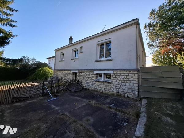 Maison de ville de 100m² hab avec sous-sol de 97m² - quartier Bellevue - SAINTES rive Gauche