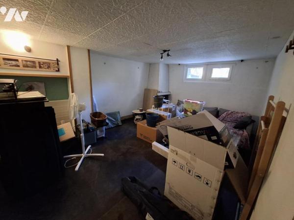 Maison de ville de 100m² hab avec sous-sol de 97m² - quartier Bellevue - SAINTES rive Gauche