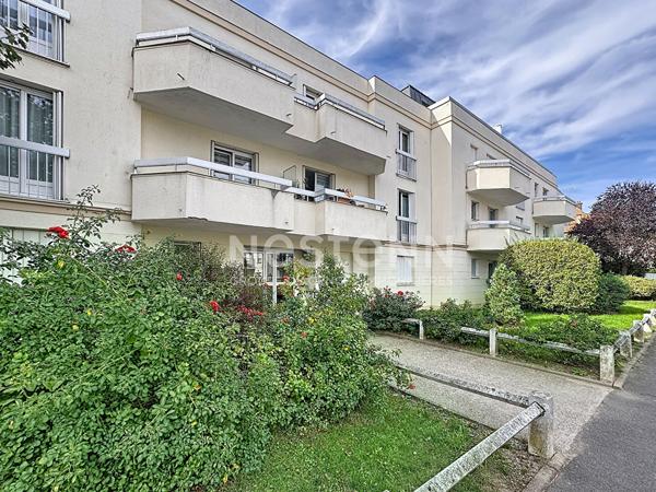 Appartement proche gare de Chantilly ,  3 pièce(s), 74m² habitables, balcons