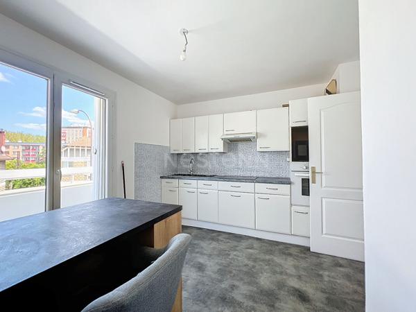 Appartement proche gare de Chantilly ,  3 pièce(s), 74m² habitables, balcons