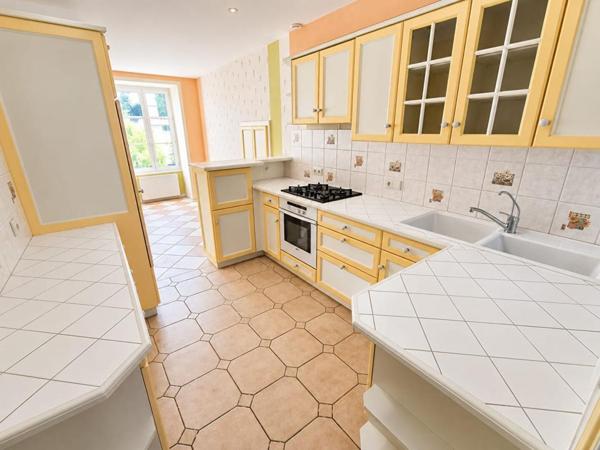Maison Alencon sud 7 pièce(s) 146 m2, avec garage et jardin