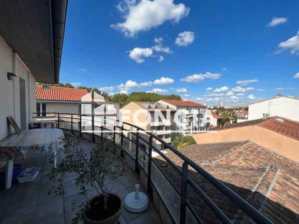 Location Appartement 4 pièces 82.91 m² - 34 RUE EMILE DEWOITINE Toulouse 31200