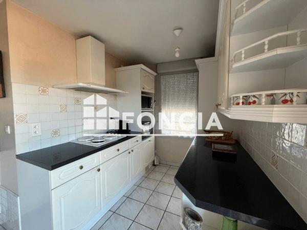 Location Appartement 4 pièces 82.91 m² - 34 RUE EMILE DEWOITINE Toulouse 31200