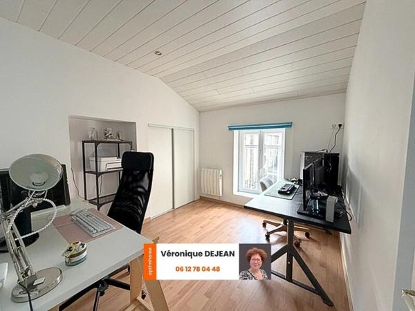 Maison 102 m²-Les Martres-de-Veyre (63)-4 chambres-3 chambres + bureau– 155 000 €