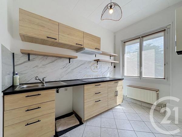 Appartement T3 à vendre  3 pièces - 64 m 2   GIVORS  - 69